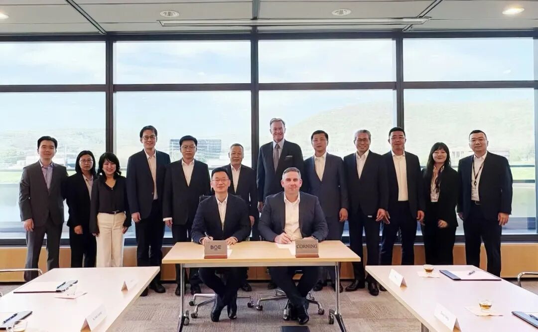 BOE联手康宁！京东方华灿光电Micro LED与光互连业务猛踩油门