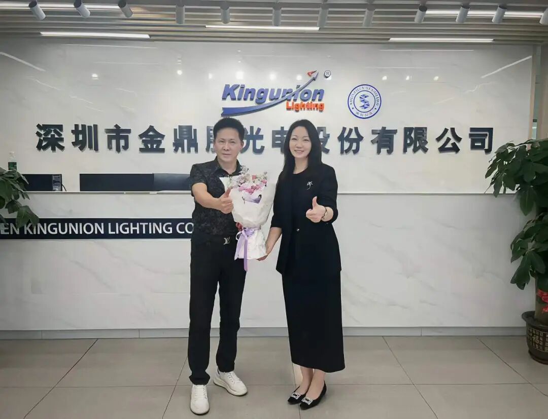 对话金鼎胜王洁：18年只做柔性灯带，一家企业的“慢”与“定”